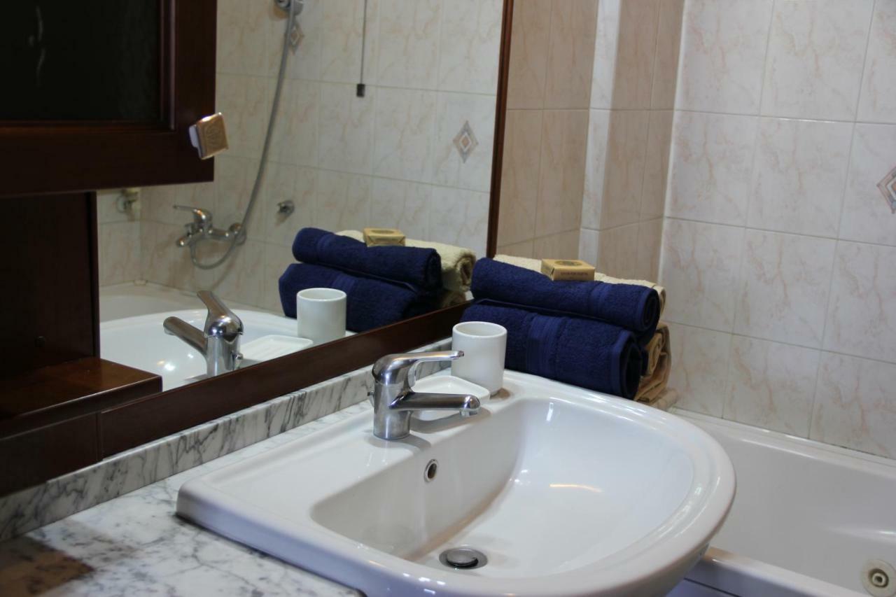 Studio Downtown Fantastic Area Apartment Милано Екстериор снимка
