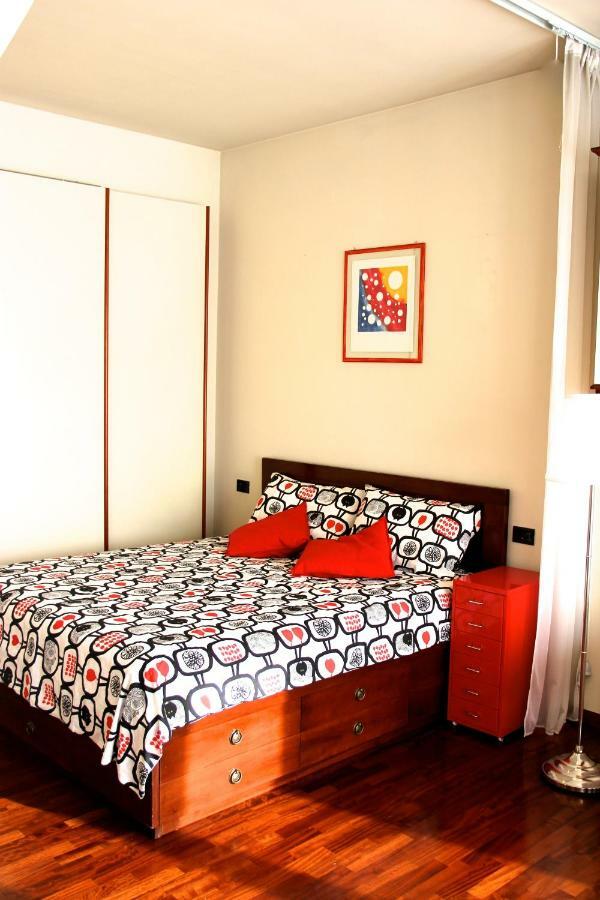 Studio Downtown Fantastic Area Apartment Милано Екстериор снимка